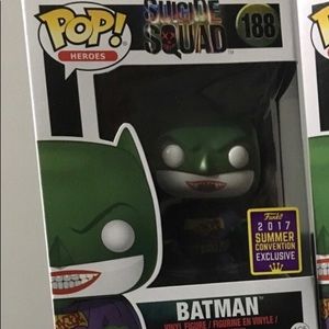 SDCC suicide squad Batman funko pop